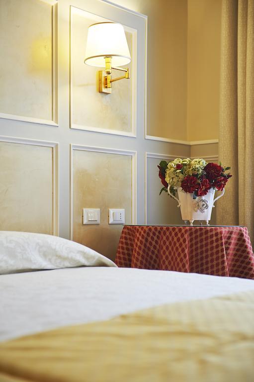 Hotel Firenze Capitale Bagian luar foto