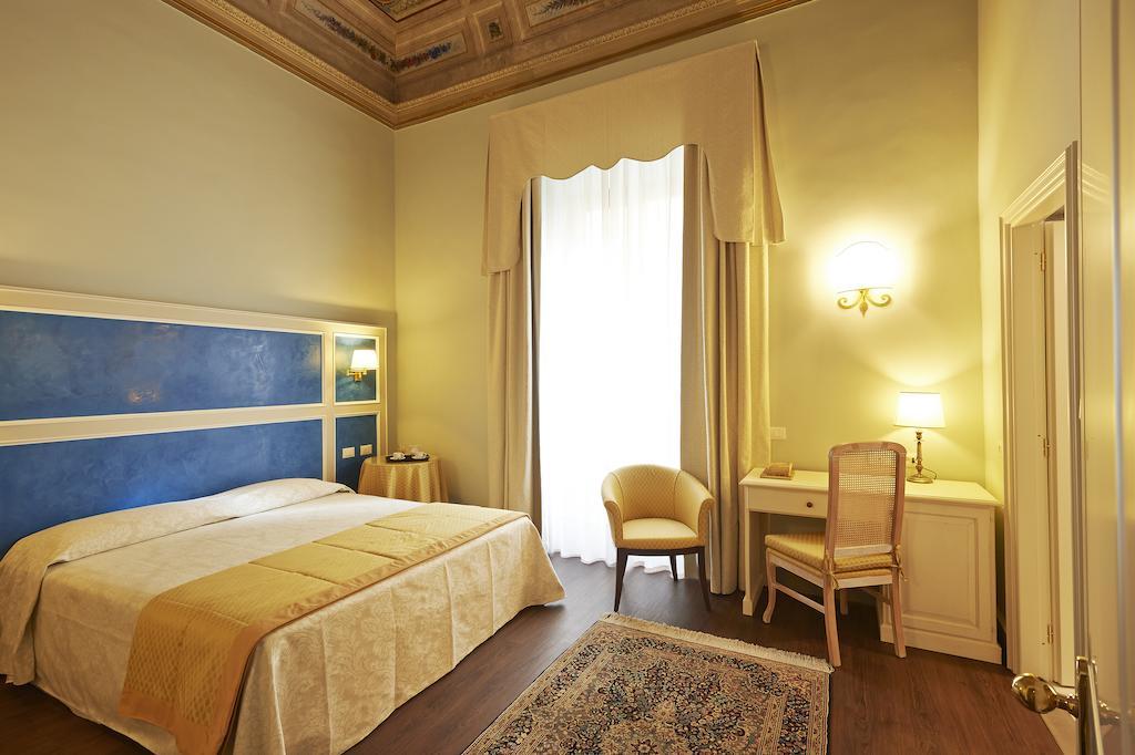 Hotel Firenze Capitale Ruang foto