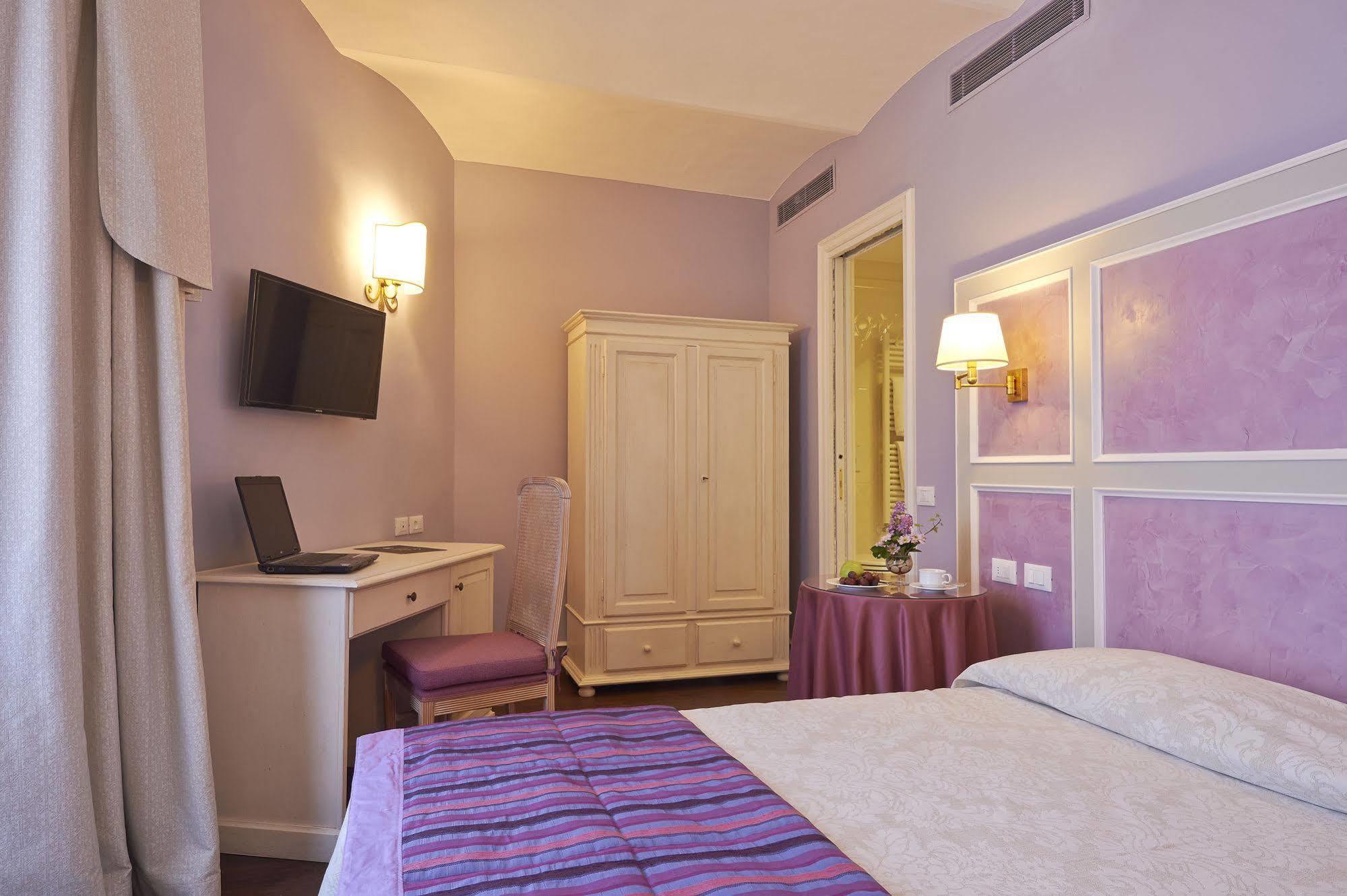 Hotel Firenze Capitale Bagian luar foto
