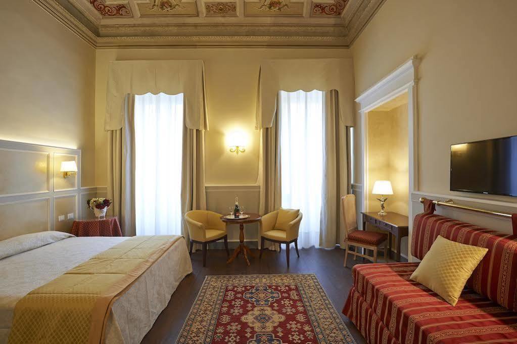 Hotel Firenze Capitale Bagian luar foto